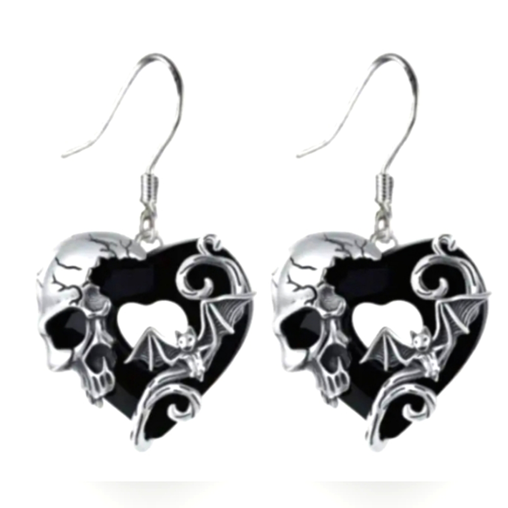 2pcs Fashion Creative Love Skull Earrings Bat Earrings